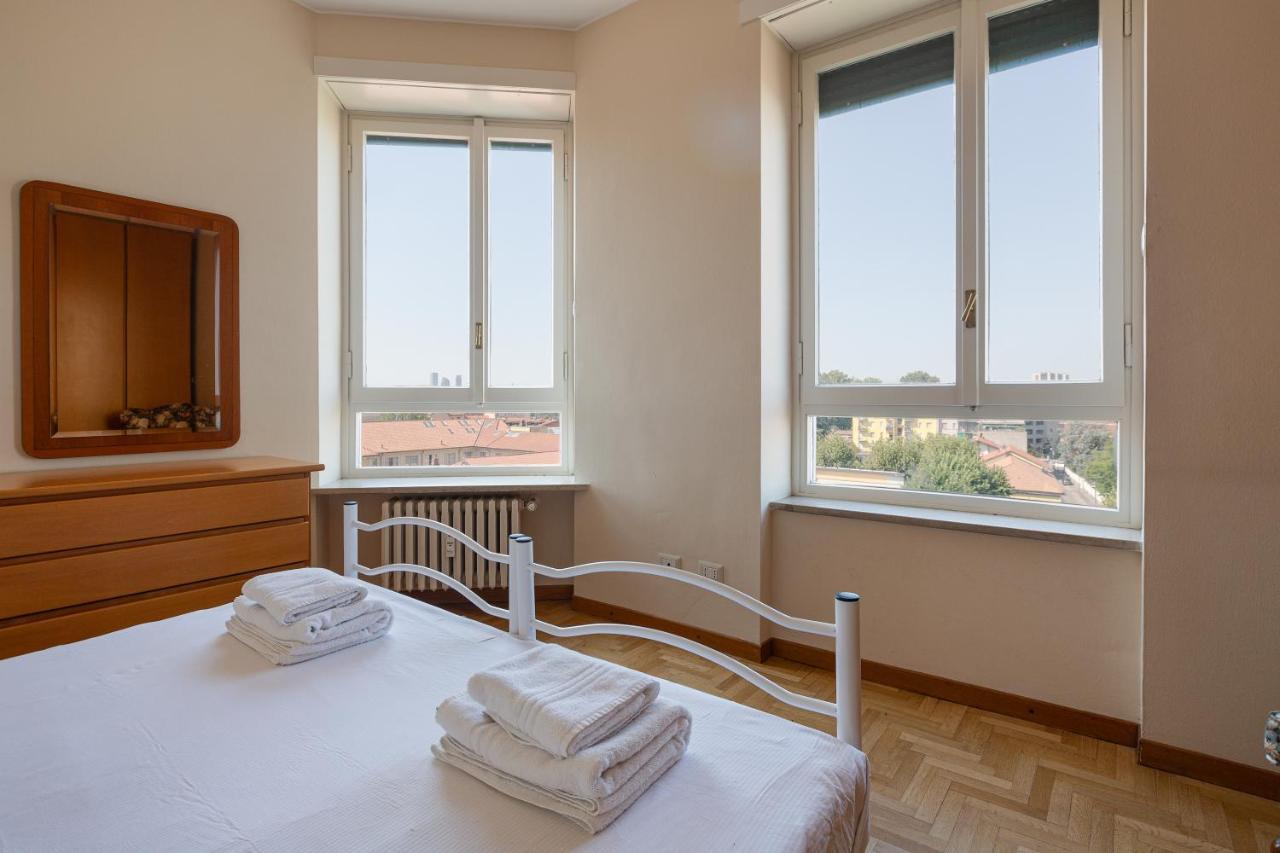 Milano - Roomy Apartment 300 M From M3 Affori Fn! Екстериор снимка