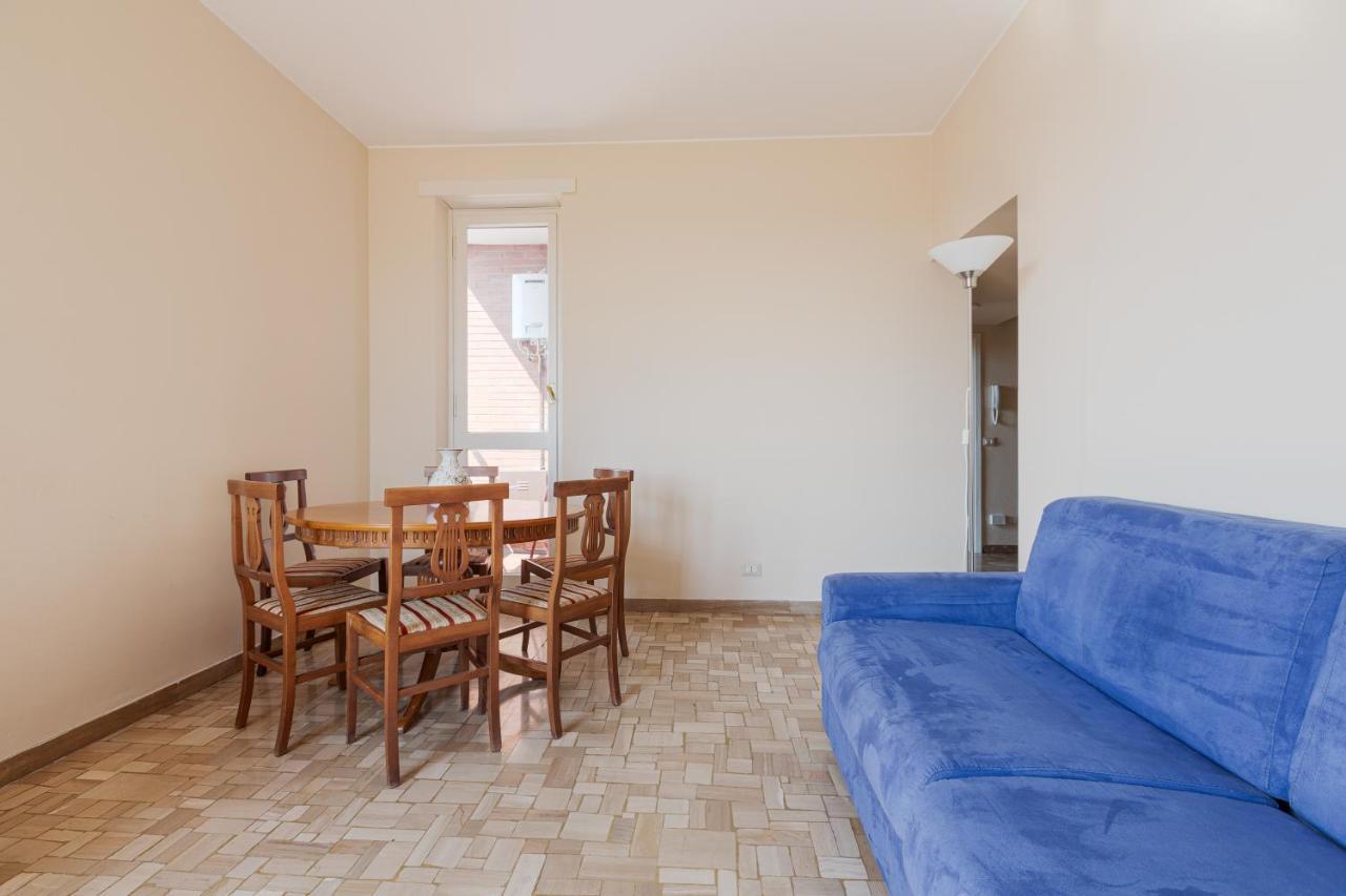 Milano - Roomy Apartment 300 M From M3 Affori Fn! Екстериор снимка